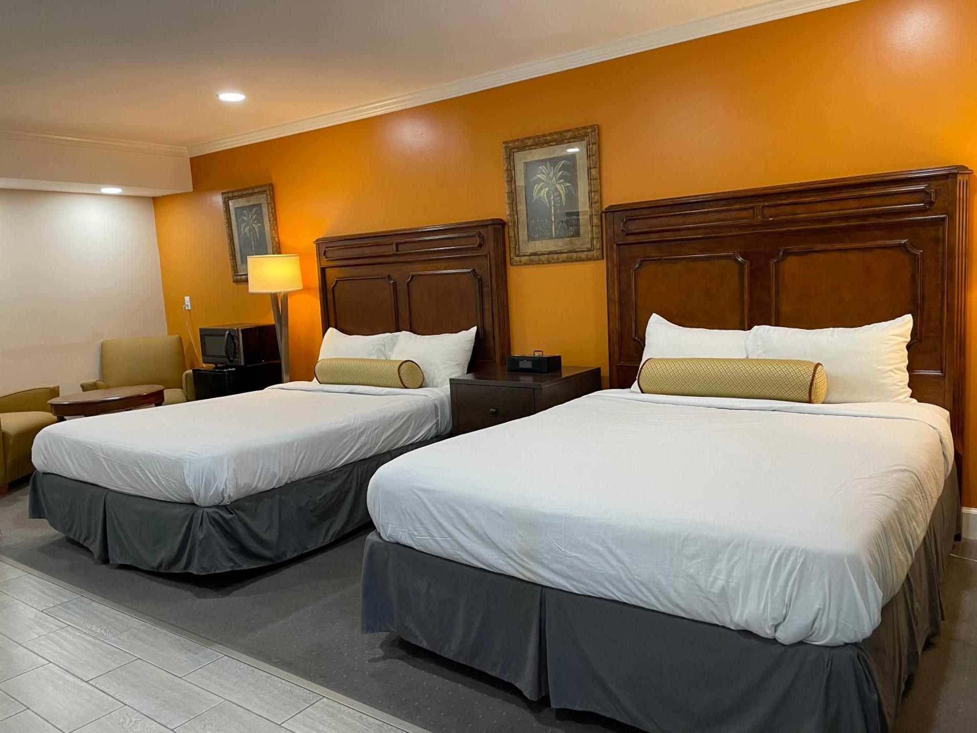 Howard Johnson By Wyndham Ridgecrest, Ca Экстерьер фото